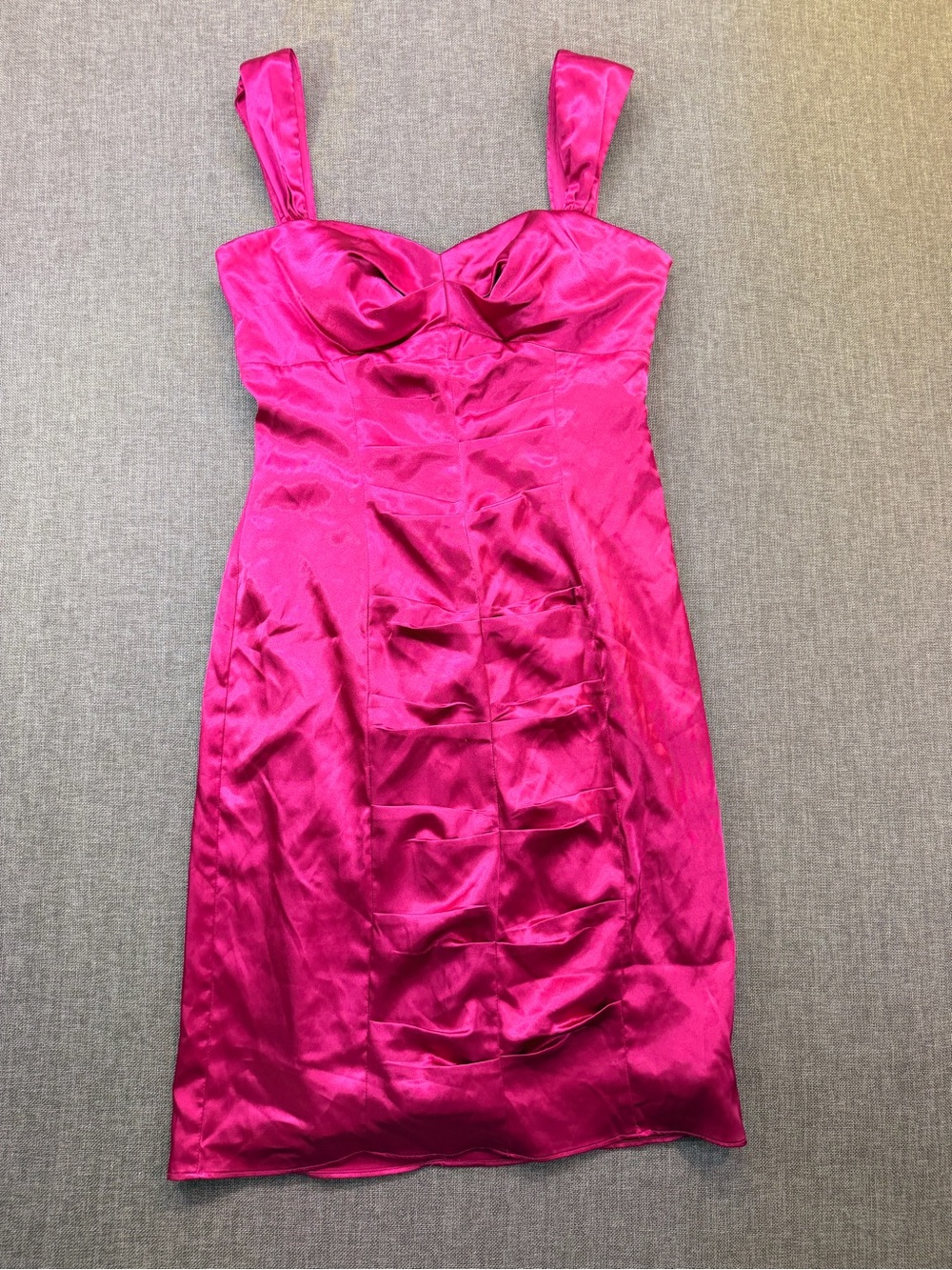 Morgan & Co. Women’s Fuchsia Satin Midi Dress size 7